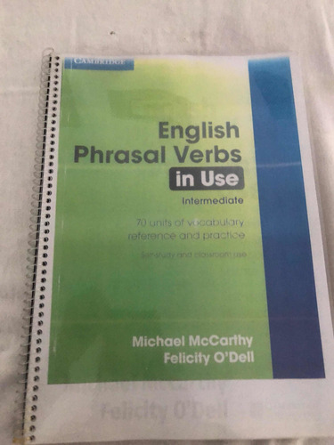 Libro Inglés English Phrasal Verbs  In Use Intermediate
