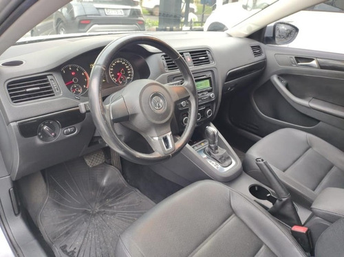 Volkswagen Jetta 2.0 Comfortline Flex 4p Tiptronic