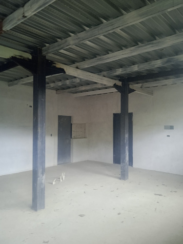 Imagen 11 de 17 de En Venta Galpones Con Apartamentos