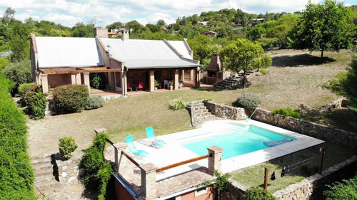 Casa En Venta En La Serranita 3 Dorm, Vista A Las Sierras!