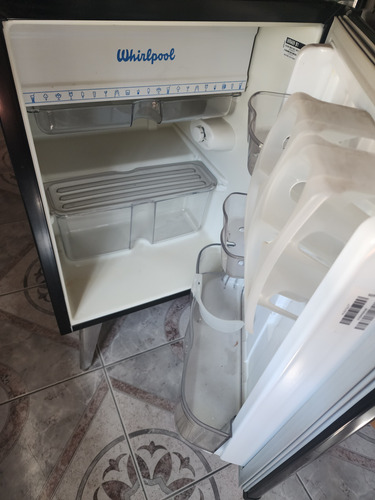 Vendo Heladera Whirpool Bajo Mesada