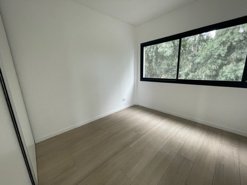 Imagen 8 de 14 de Venta - Casa Lote 28 En Lares De Canning