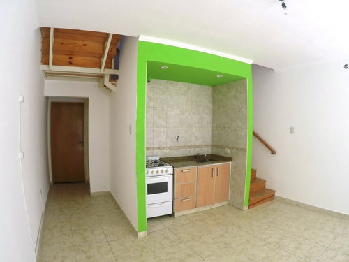Imagen 2 de 12 de Excelente Duplex C/patio .venta