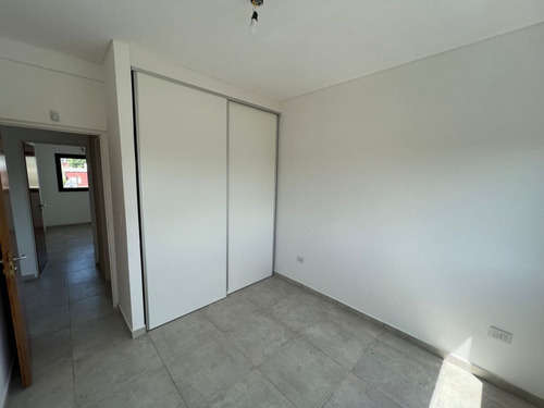 Imagen 9 de 14 de Departamento En Venta En José C Paz