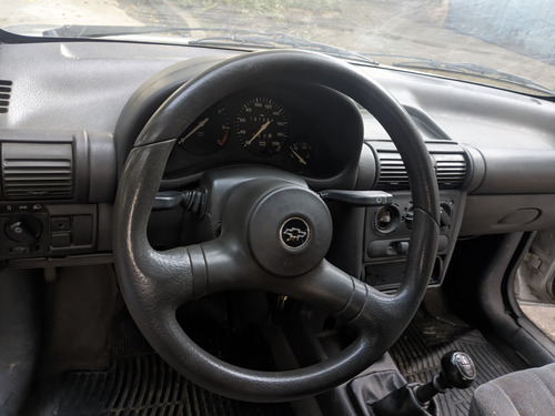 Chevrolet Corsa 1.6 Gl