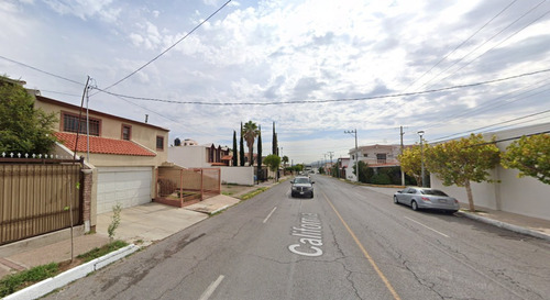 Gran Oportunidad De Inversion - Casa Adjudicada - California 4132, Quintas Del Sol, Chihuahua, México