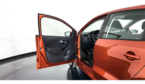 Imagen 15 de 15 de 41760 - Volkswagen 2018 Con Garantía Mt