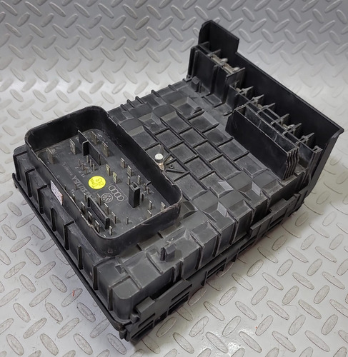 Caja De Fusibles Jetta Bora Tiguan Golf 2005-2010 1k0937125a (Usado)