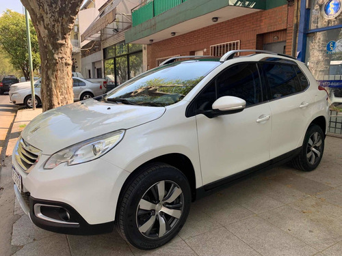 Imagen 1 de 6 de Peugeot 2008 2016 1.6 Feline