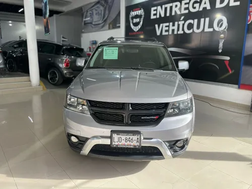 Dodge Journey 2.4 Sxt Sport 7 Pasajeros At