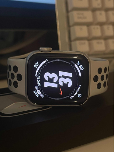 Apple Watch Se Gps Nike 40mm