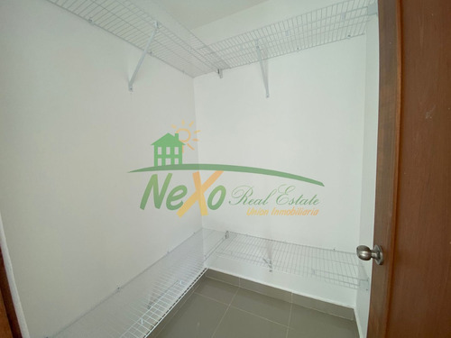 Apartamento 3er Nivel En Residencial Con Piscina, Santiago