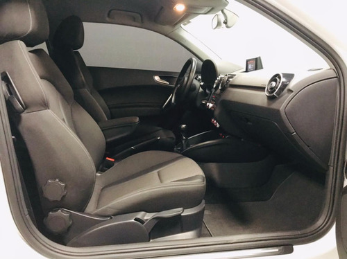 Imagen 11 de 15 de Audi A1 Caja Manual 2016