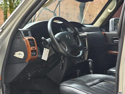 Nissan Patrol 4.8 Y61 Grx
