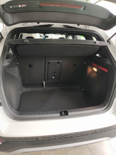 Imagen 2 de 12 de Volkswagen Taos Vw Taos Comfortline 250 Tsi At
