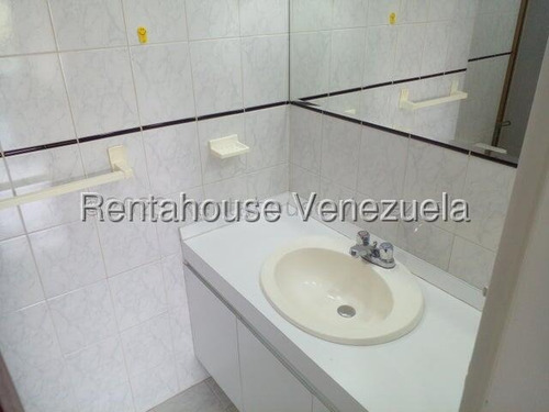 Bello Y Cómodo Apartamento En Alquiler Ubicado En La Trinidad 25-17597