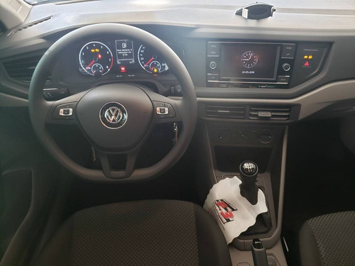 Imagem 8 de 10 de Volkswagen Polo 1.6 Msi Total Flex Manual