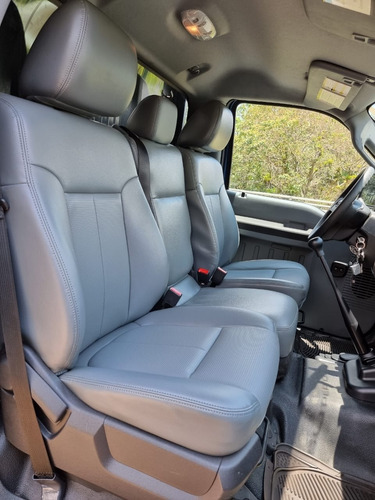 Imagen 4 de 8 de Ford F350