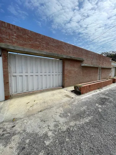 Casa De 3 Hab Y 2 Baños