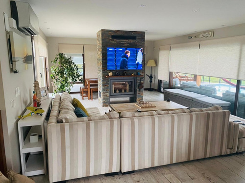 Imagen 7 de 28 de Casa Frente Al Mar En Solís
