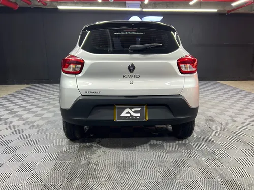 Renault Kwid ICONIC 1.0 MT