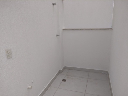 Imagem 16 de 23 de Apartamento À Venda Em Centro - Ap000359
