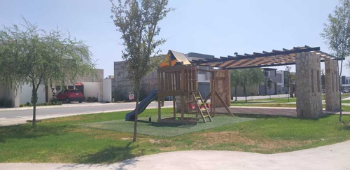 Imagen 3 de 15 de Casa En Venta En Los Racimos, Viñedos / Modelo Graciano