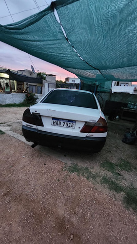 Mitsubishi Lancer 2.0 Glxi Station Wagon