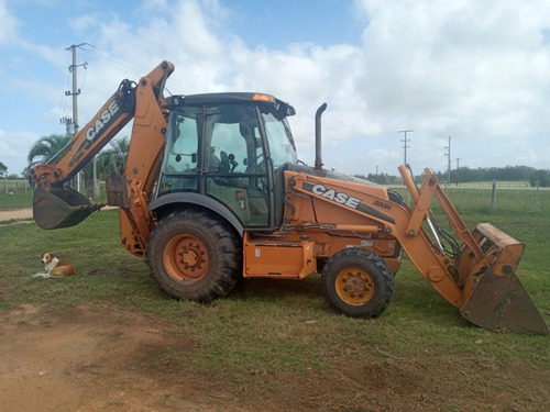 Retroexcavadera Case 580 N 2016
