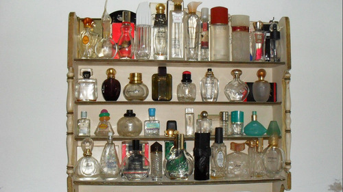 Frascos Vacíos De Perfumes, Colección De 40, No Actuales