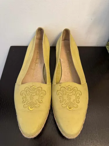 Salvatore ferragamo deals ostrich shoes