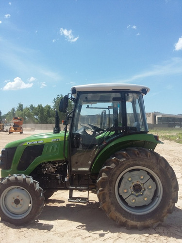 Imagen 4 de 13 de Tractor Chery 80 Hp 4x4 Doble Tracción 3 Puntos Tipo Valtra