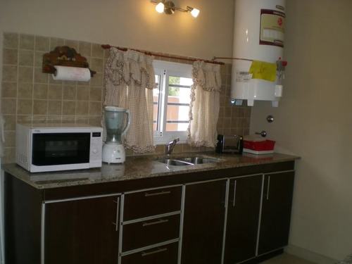 Imagen 6 de 14 de Cabaña Alquiler Villa Gesell