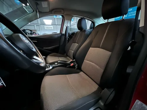 Mazda 2 TOURING 1.5