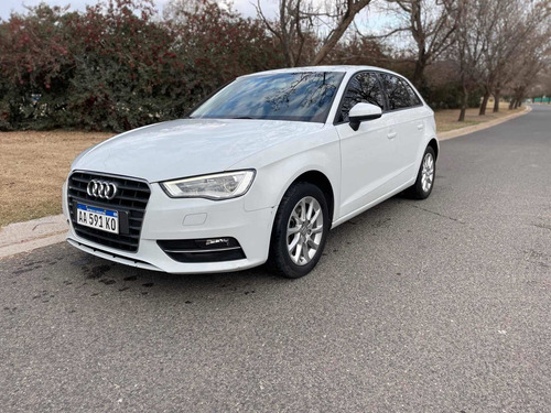 Imagen 4 de 14 de Audi A3 2016 1.4 Tfsi Stronic 125cv