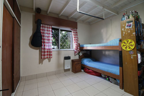 Casa Venta Parque Pileta Y Galpón Lomas De Zamora