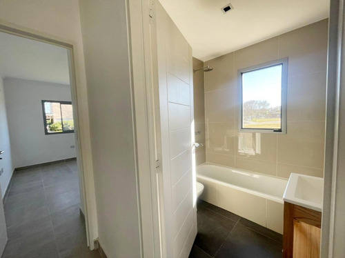 Imagen 17 de 27 de Casa En Venta San Matias Area 4 Lote Interno Con Pileta