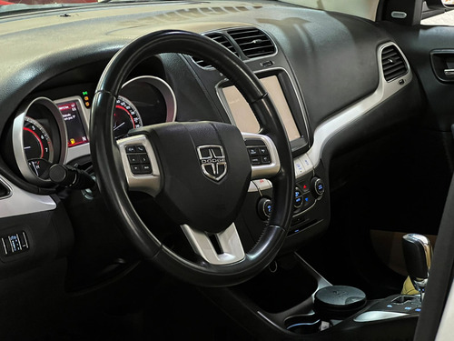 Dodge Journey 3.6 RT V6 GASOLINA 4P AUTOMÁTICO