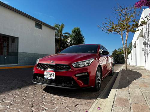 Kia Forte 2.0 Hb Gt Mt 201 hp