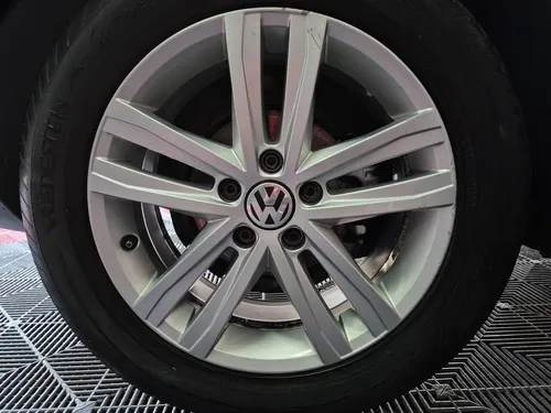 Volkswagen Jetta 2.5 Sportline Tiptronic At