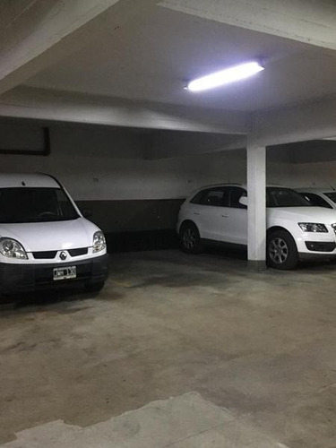 Imagen 5 de 5 de Cochera, Venta, Microcentro