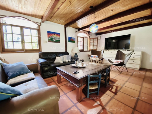 Venta De Casa 5 Dormitorios En Pinares, Punta Del Este-ref:30538