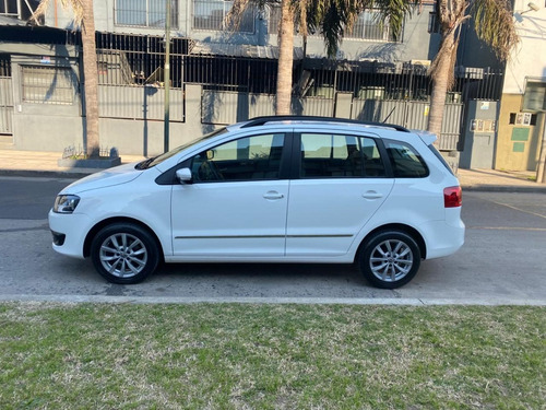 Volkswagen Suran 1.6 Highline 101cv
