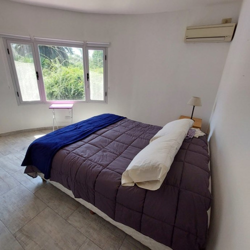 Imagen 11 de 13 de Casa En Venta En Parque Leloir