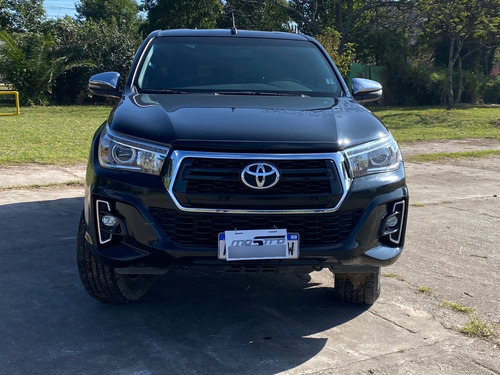 Toyota Hilux 2.8 Cd Srx 177cv 4x4 At