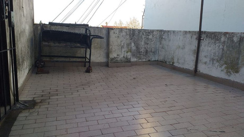 Departamento Tipo Casa En Alquiler En Bernal Oeste