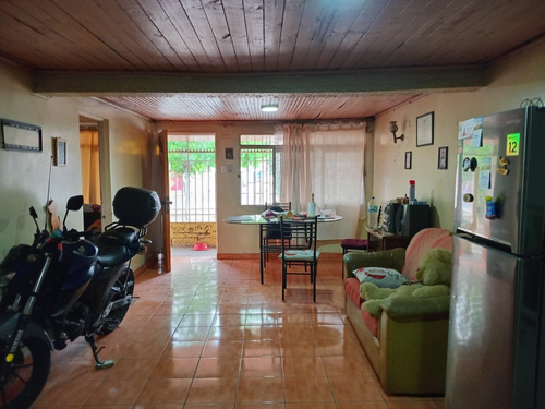 Espaciosa Casa Esquina En Venta En San Ramón