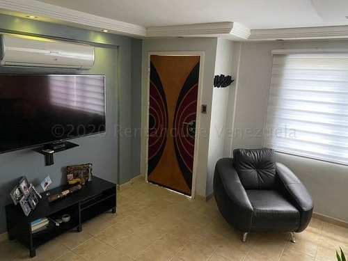 Imagen 3 de 22 de Casa En Venta El Parral Valencia Carabobo 22-19167 Gerardo Guillen Rent A House