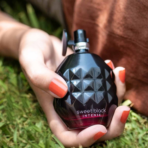 Perfume Sweet Black Intense 50 Ml De Cyzone