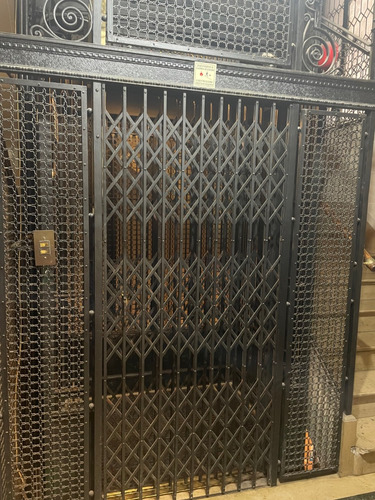 Espectacular Piso En Edificio Francés De Categoría, Av Santa Fe 1600